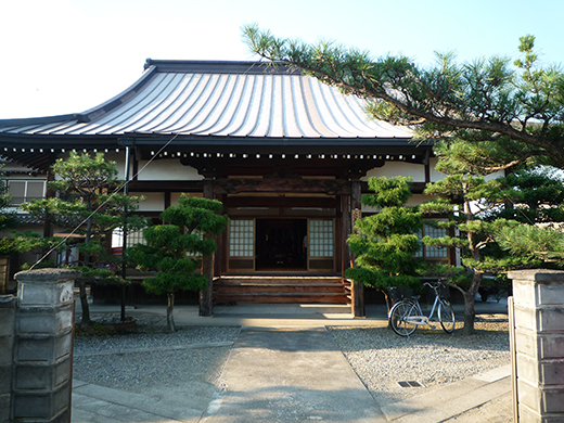 穴馬興正寺別院（現在）外観